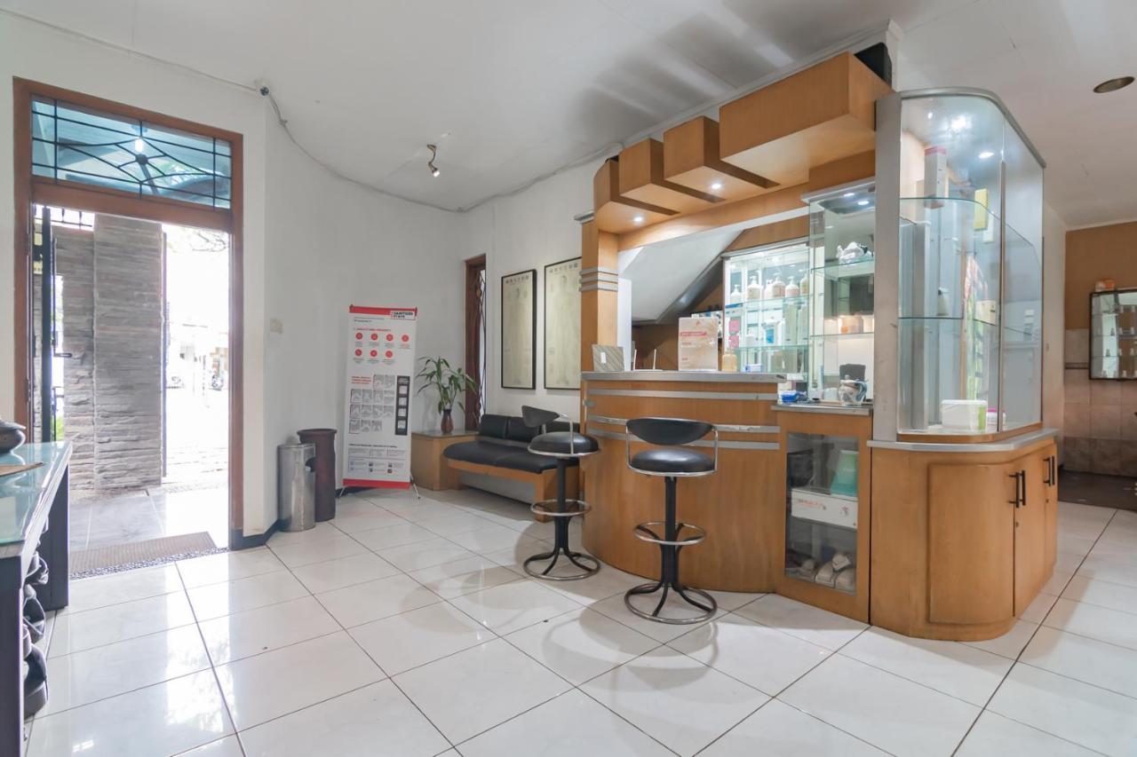 Imelda Residence Setrasari Redpartner Bandung Exteriér fotografie
